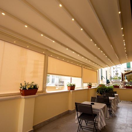 Affittacamere E Appartamenti - Rent Rooms And Apartments Le Camere Nel Corso - Adults Only La Spezia Exterior foto