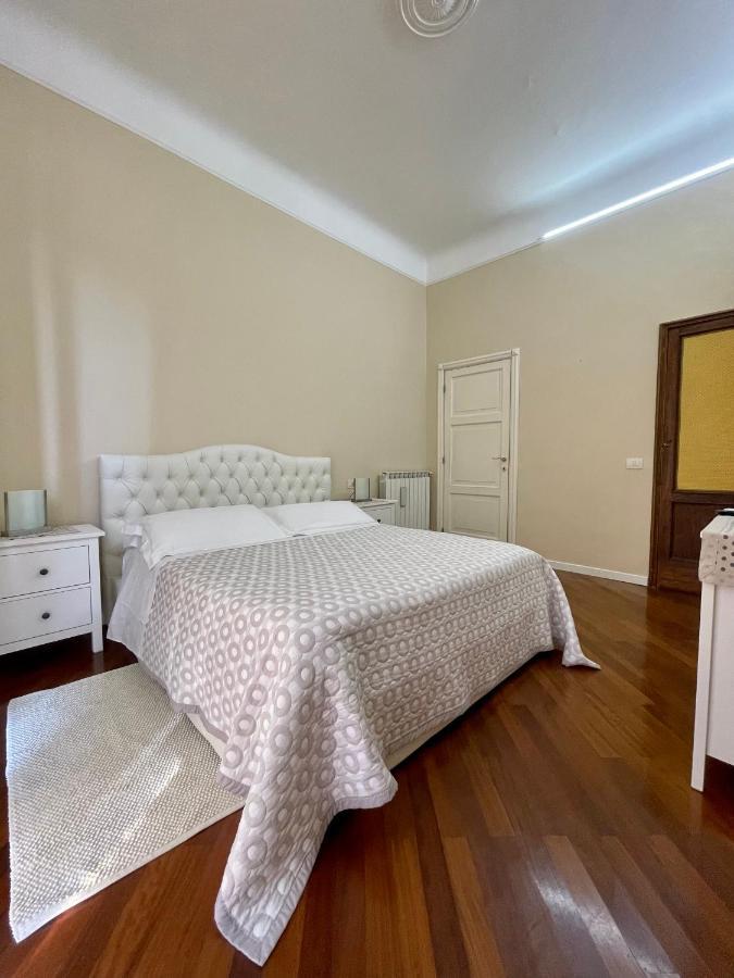 Affittacamere E Appartamenti - Rent Rooms And Apartments Le Camere Nel Corso - Adults Only La Spezia Exterior foto