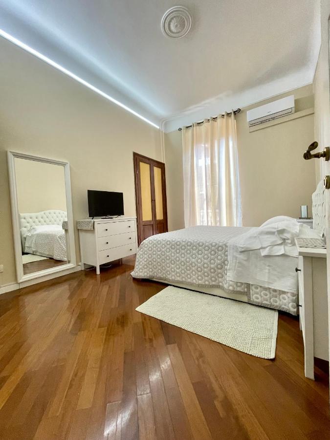 Affittacamere E Appartamenti - Rent Rooms And Apartments Le Camere Nel Corso - Adults Only La Spezia Exterior foto