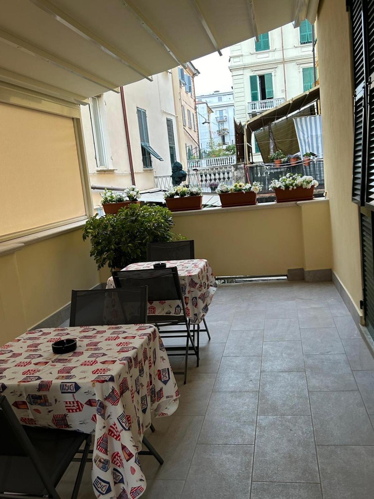 Affittacamere E Appartamenti - Rent Rooms And Apartments Le Camere Nel Corso - Adults Only La Spezia Exterior foto